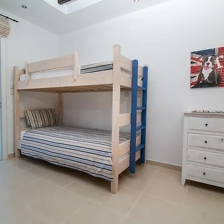 Holiday home Ibiscus *