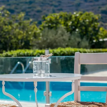 Holiday home Ibiscus Kalithies
