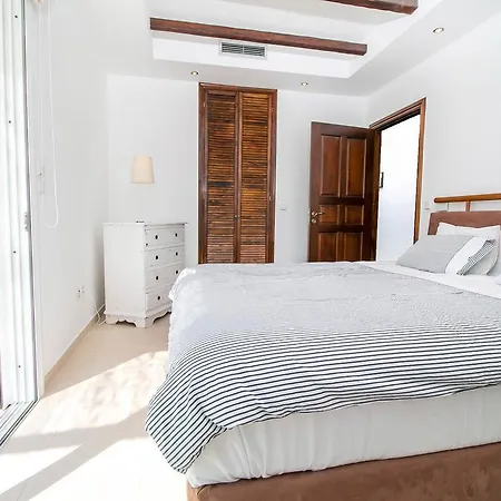Holiday home Ibiscus *